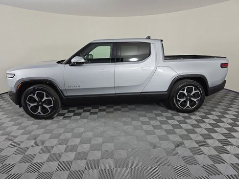 Used 2024 Rivian R1T Adventure image 2