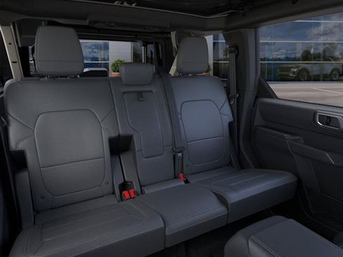 New 2026 Ford Bronco Outer Banks w/ Sasquatch Package AWD/4WD image 11
