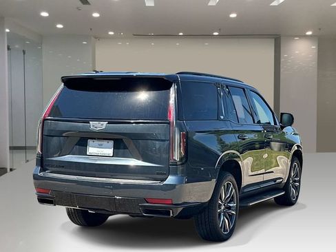 Used 2021 Cadillac Escalade Sport AWD/4WD image 4