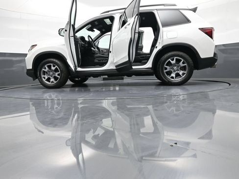 Certified 2023 Honda Passport TrailSport image 49