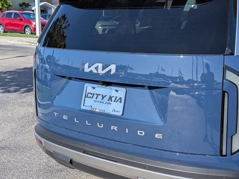 New 2027 Kia Telluride EX w/ Towing Package FWD image 13