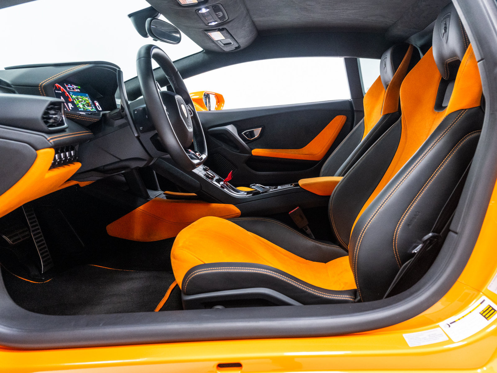 Used 2016 Lamborghini Huracan LP 610-4 AWD/4WD image 41
