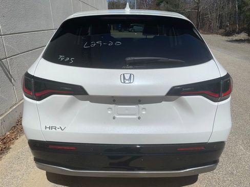 New 2026 Honda HR-V EX-L image 8
