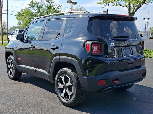 Certified 2022 Jeep Renegade Trailhawk AWD/4WD image 6
