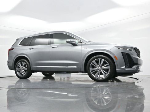 Certified 2024 Cadillac XT6 Premium Luxury w/ LPO, Floor Liner Package AWD/4WD image 50