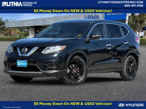 Used 2015 Nissan Rogue S w/ S Family Package FWD image 1