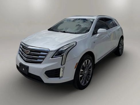 Used 2017 Cadillac XT5 Premium Luxury AWD/4WD image 3