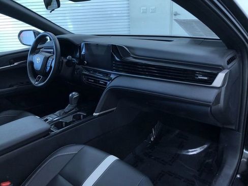 Certified 2025 Toyota Camry SE image 23