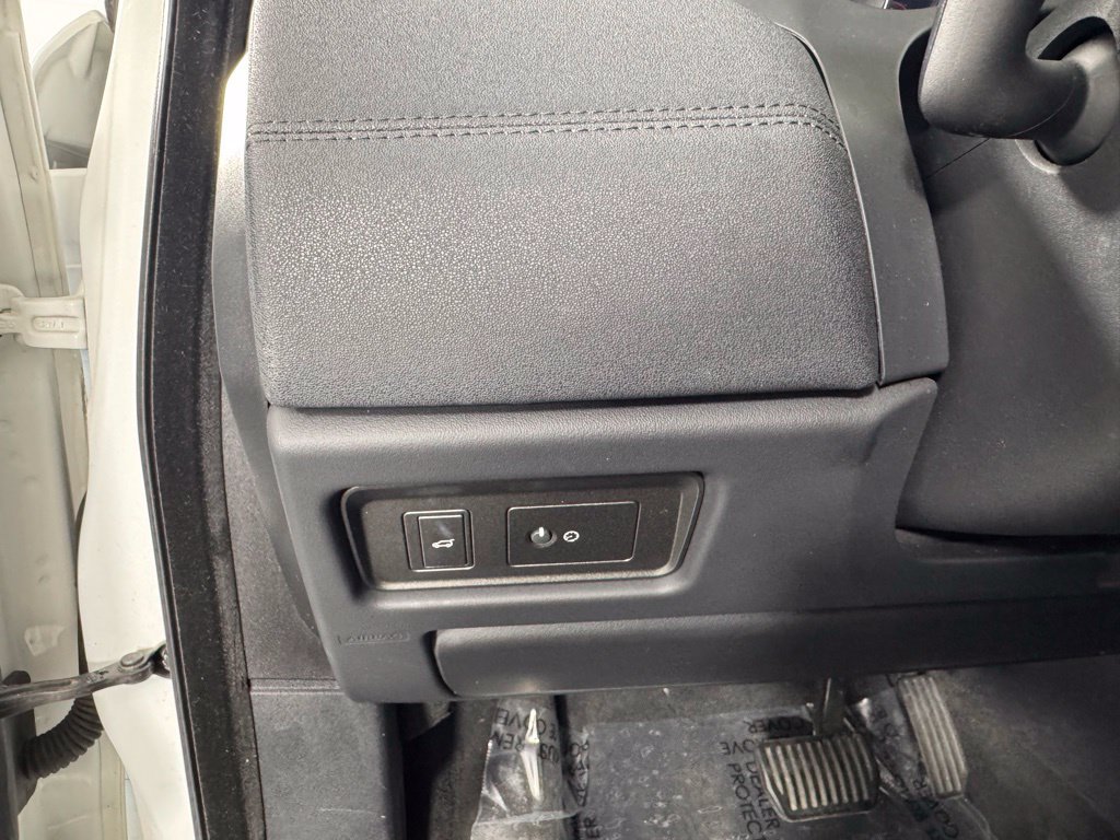 Used 2019 Land Rover Range Rover Evoque SE AWD/4WD image 19