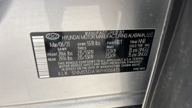 Used 2023 Hyundai Santa Fe Limited AWD/4WD image 28