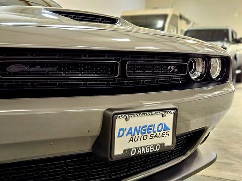 Used 2023 Dodge Challenger R/T w/ Plus Package image 13