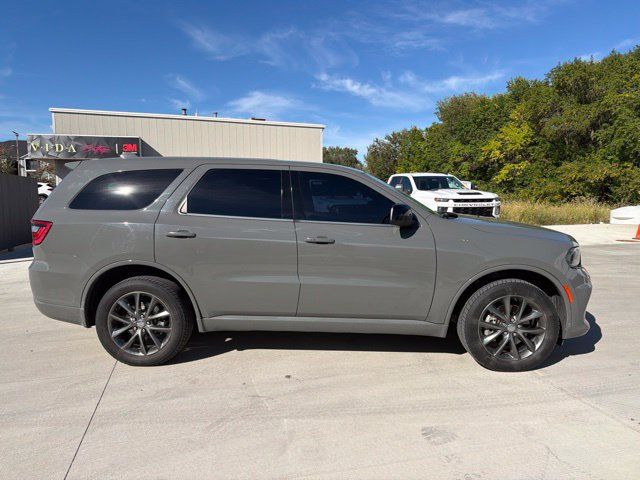 Used 2021 Dodge Durango SXT AWD/4WD image 2