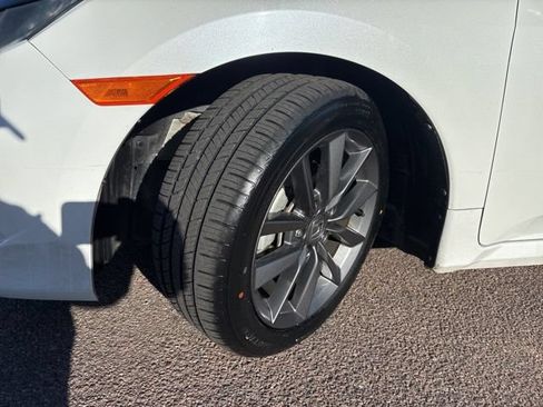 Used 2020 Honda Civic EX image 4