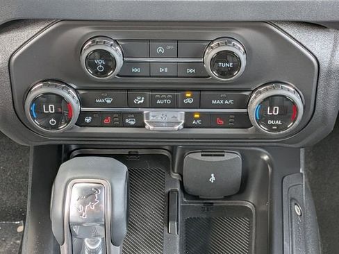 New 2026 Ford Bronco Outer Banks AWD/4WD image 16