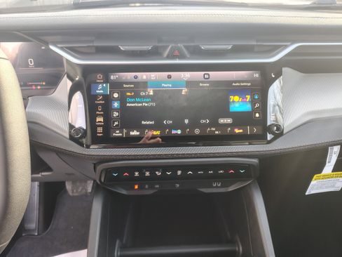 New 2026 Jeep Cherokee Limited image 32