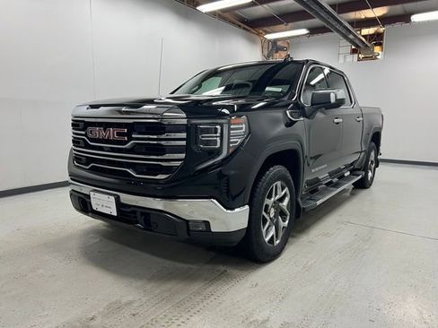 Certified 2022 GMC Sierra 1500 SLT w/ SLT Premium Package AWD/4WD image 1