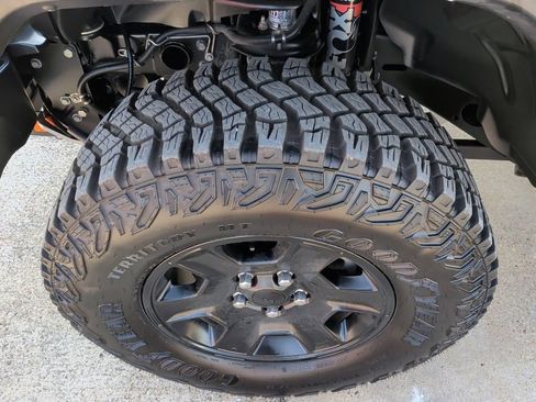 Used 2021 Jeep Gladiator Mojave AWD/4WD image 52