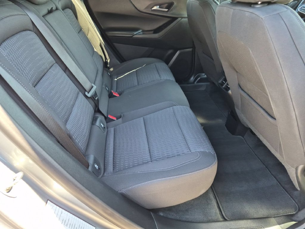 Used 2026 Chevrolet Equinox LT FWD image 29