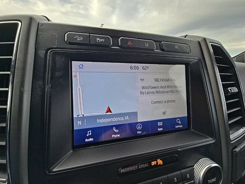 Used 2021 Ford Expedition XLT AWD/4WD image 16