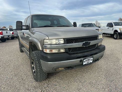 Used 2001 Chevrolet Silverado 2500 LS image 2
