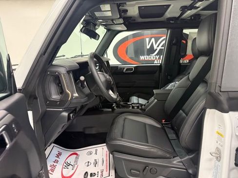 New 2025 Ford Bronco Badlands image 10