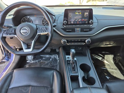 Used 2020 Nissan Altima 2.5 SR w/ Premium Package FWD image 18