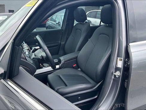Certified 2023 Mercedes-Benz GLB 250 4MATIC w/ Premium Package image 6