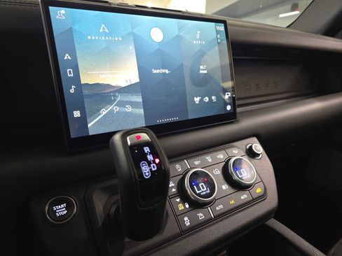 Used 2024 Land Rover Defender 130 Outbound image 29