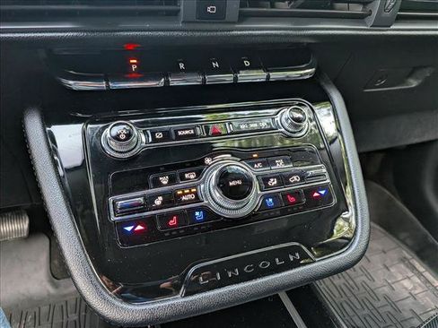 Certified 2022 Lincoln Corsair AWD w/ Equipment Group 101A image 40