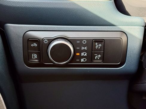 New 2025 Ford Maverick XLT w/ XLT Luxury Package FWD image 26