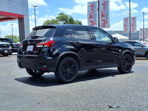 Used 2026 Mitsubishi Outlander Sport LE AWD/4WD image 6