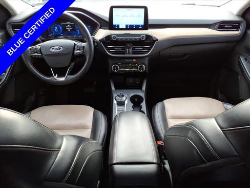 Certified 2022 Ford Escape Titanium w/ Titanium Elite Package AWD/4WD image 12