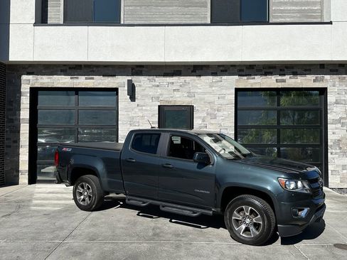 Used 2017 Chevrolet Colorado Z71 AWD/4WD image 1