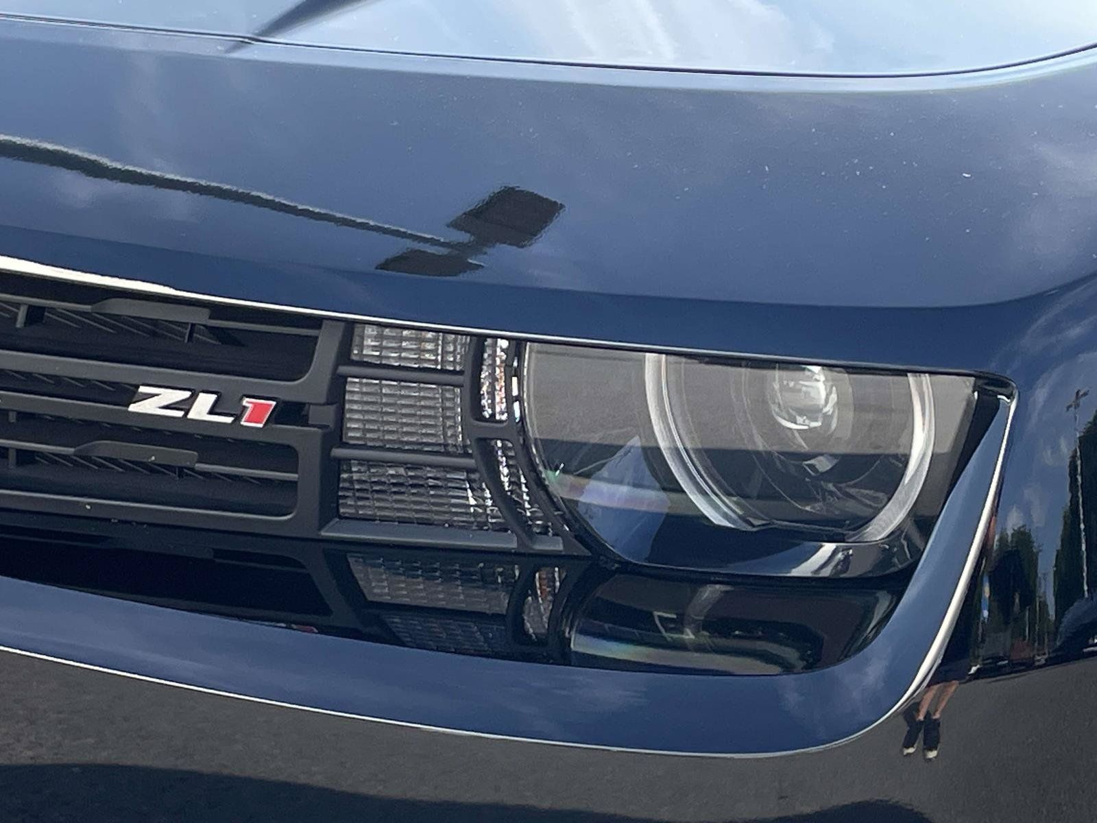 Used 2015 Chevrolet Camaro ZL1 RWD image 9