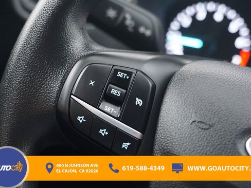 Used 2022 Ford Escape SE image 17