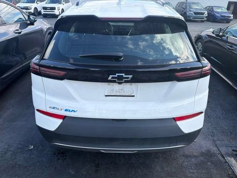 Used 2023 Chevrolet Bolt EUV LT w/ Driver Confidence Package FWD image 5