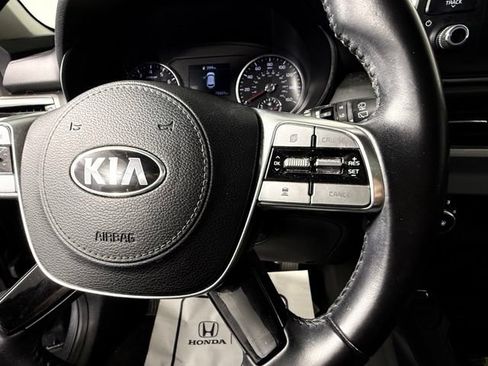 Used 2021 Kia Telluride S FWD image 16