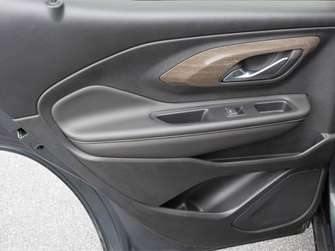 Used 2022 GMC Terrain Denali w/ Denali Premium Package image 16