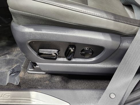 Used 2023 Lexus RZ 450e Premium w/ Technology Package image 28