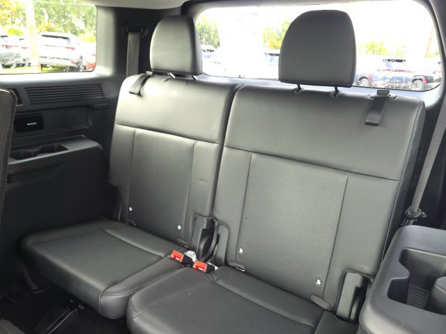 Certified 2025 Hyundai Santa Fe SEL FWD image 8