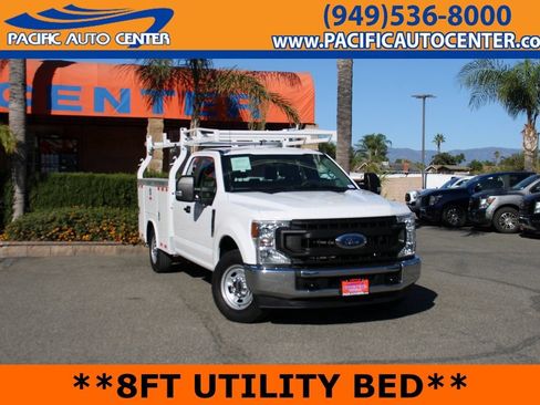 Used 2022 Ford F350 XL w/ Power Equipment Group RWD image 1