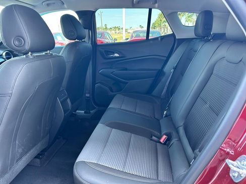 Used 2025 Chevrolet Trax LT w/ Driver Confidence Package image 17