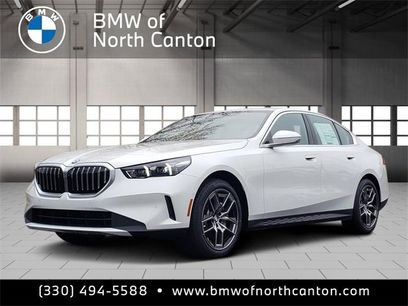 New 2026 BMW 530i xDrive w/ Premium Package