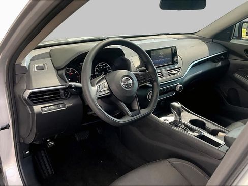 Used 2023 Nissan Altima 2.5 S FWD image 17