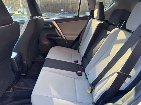 Used 2017 Toyota RAV4 XLE image 11