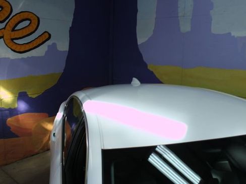 Used 2017 Chevrolet Malibu LT image 5