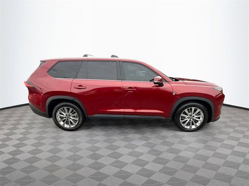 Used 2024 Toyota Grand Highlander Platinum image 5
