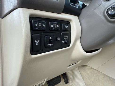 Used 2006 Lexus LX 470 4WD image 22