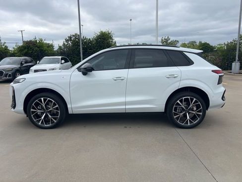 New 2026 Audi Q3 quattro 2.0T AWD/4WD image 4