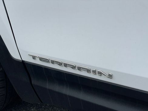 Used 2023 GMC Terrain SLT AWD/4WD image 27